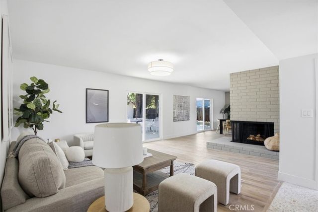 8552 Jumilla Avenue, Winnetka, CA 91306