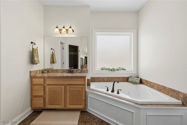 8525 Broxton Court, Westfield Center, OH 44251