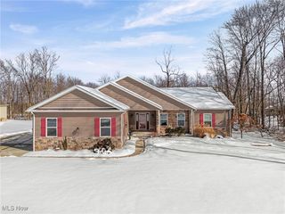 8525 Broxton Court, Westfield Center, OH 44251