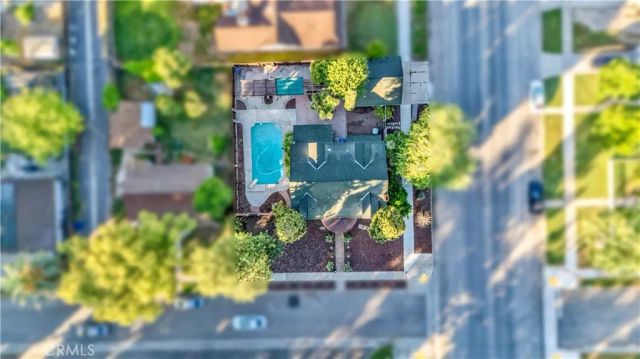 155 N 7th Avenue, Chowchilla, CA 93610