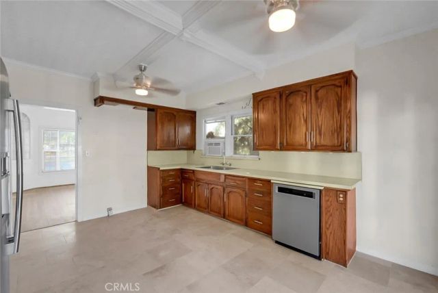 155 N 7th Avenue, Chowchilla, CA 93610