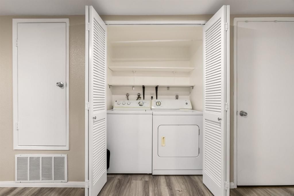 Image 16 of property listing at 6960 Hyde Park Dr 12, San Diego, CA 92119