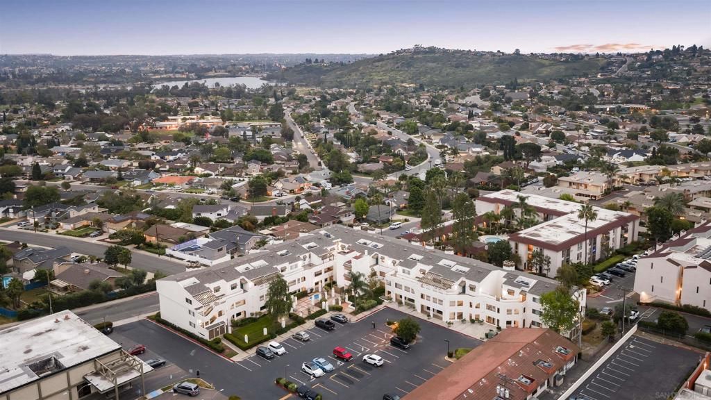 Image 36 of property listing at 6960 Hyde Park Dr 12, San Diego, CA 92119