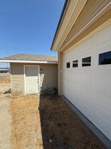 7001 E 2ND St, Spokane, WA 99212