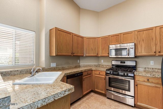 8182 W Pontiac Drive, Peoria, AZ 85382