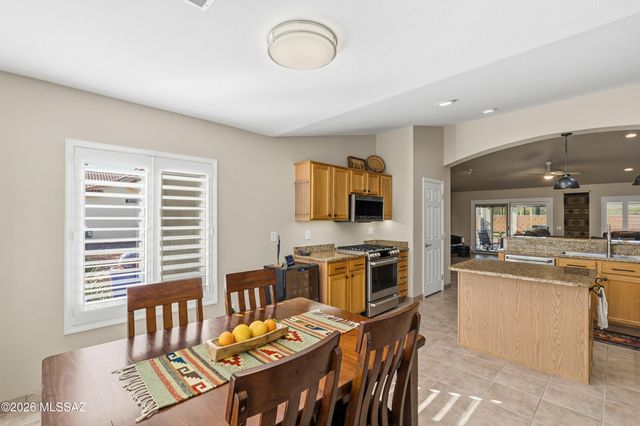 1109 N Desert Deer Pass, Green Valley, AZ 85614