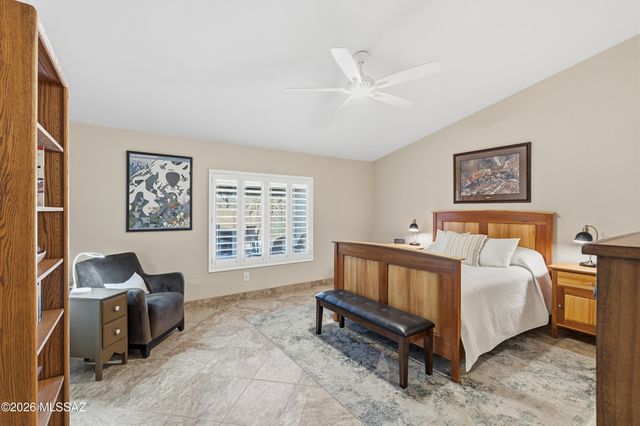 1109 N Desert Deer Pass, Green Valley, AZ 85614