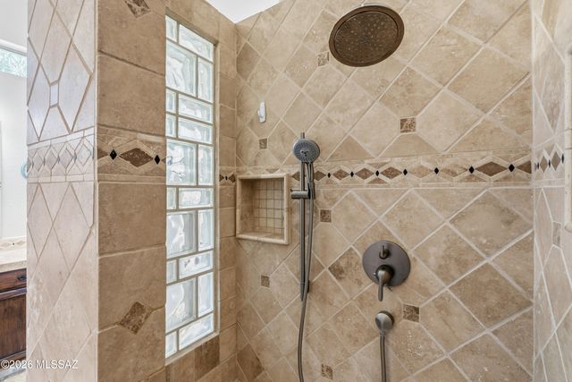 1109 N Desert Deer Pass, Green Valley, AZ 85614