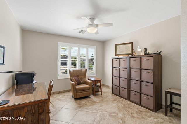 1109 N Desert Deer Pass, Green Valley, AZ 85614