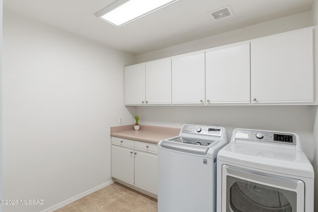 1109 N Desert Deer Pass, Green Valley, AZ 85614