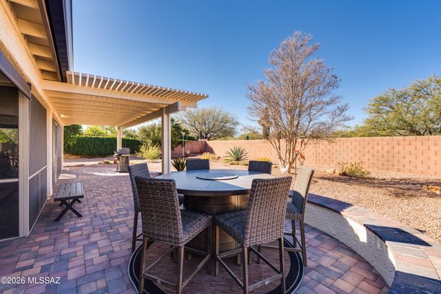 1109 N Desert Deer Pass, Green Valley, AZ 85614