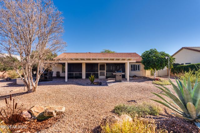 1109 N Desert Deer Pass, Green Valley, AZ 85614