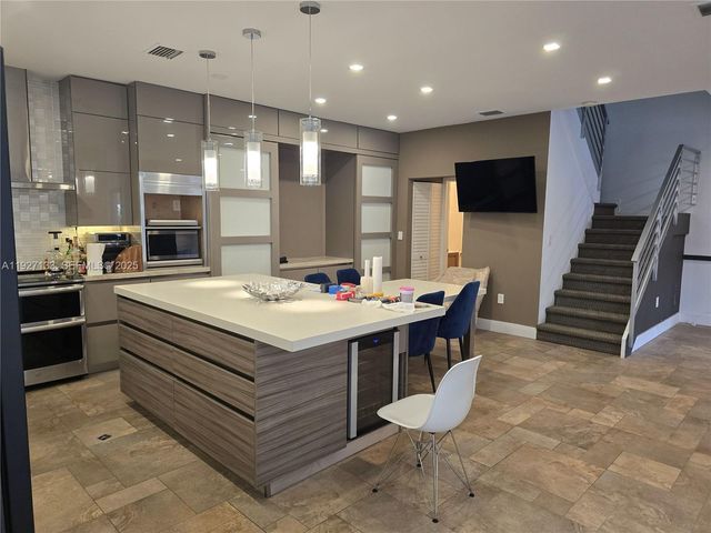 1145 DOVEPLUM STREET 0000, Hollywood, FL 33019