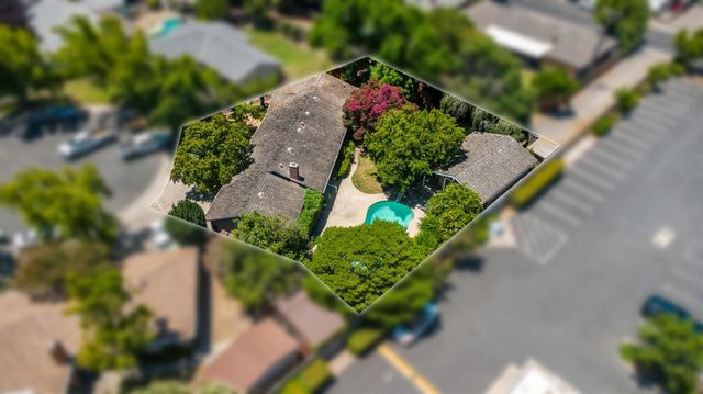 817 Hampshire Ct, Modesto, CA 95350