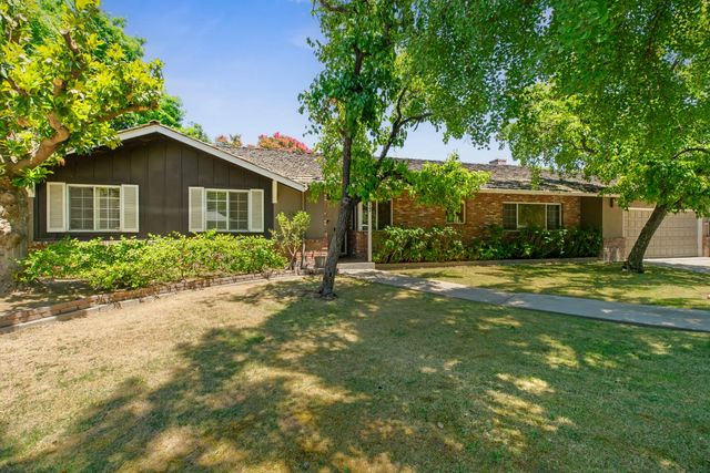 817 Hampshire Ct, Modesto, CA 95350