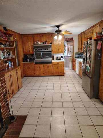 724 S 3rd Street, Odessa, MO 64076