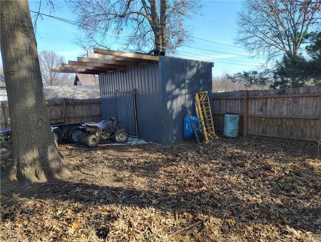 724 S 3rd Street, Odessa, MO 64076