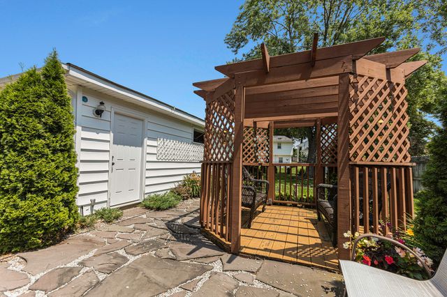 3848 Groveland Avenue Sw, City Of Wyoming, MI 49519