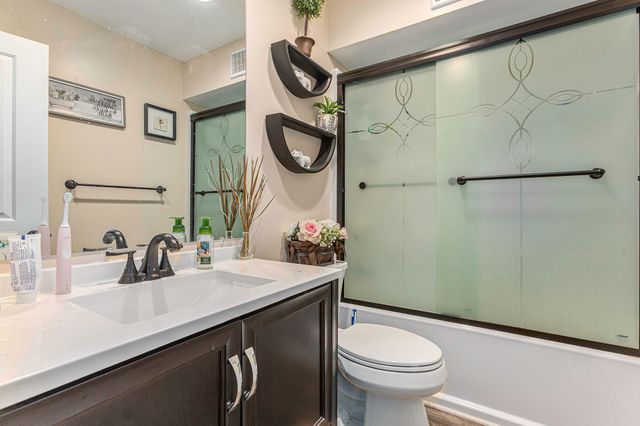 3848 Groveland Avenue Sw, City Of Wyoming, MI 49519