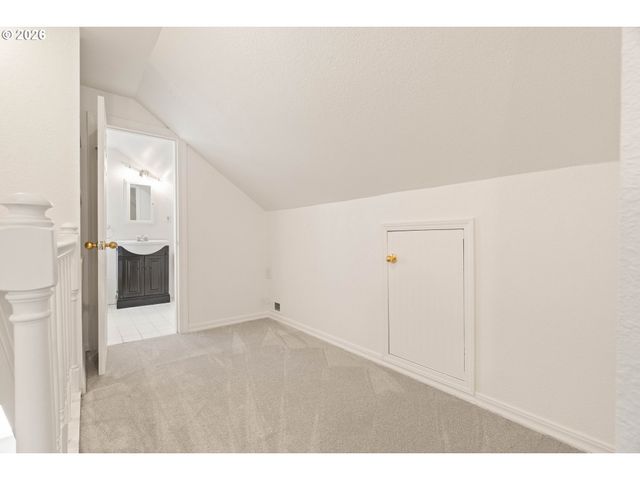 150 E Arlington St, Gladstone, OR 97027
