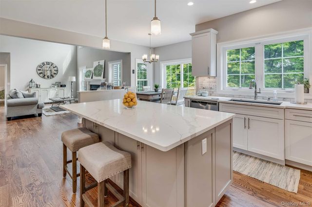 8 Roundhill Road, Hopewell Junction, NY 12533