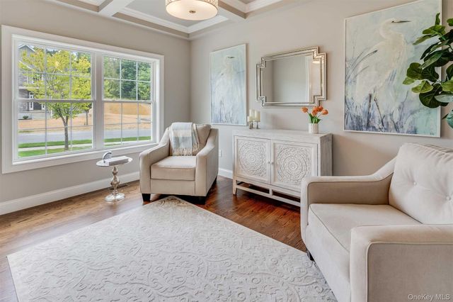 8 Roundhill Road, Hopewell Junction, NY 12533