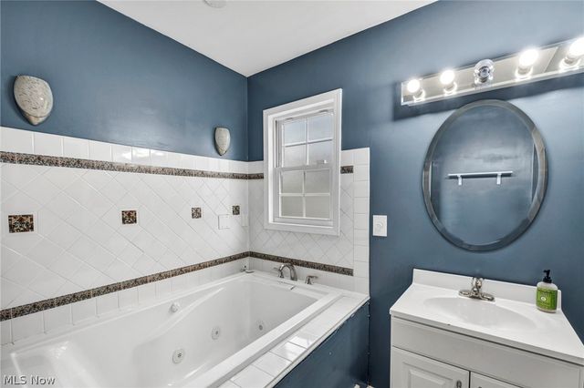 871 Marcie Drive, Cleveland, OH 44109