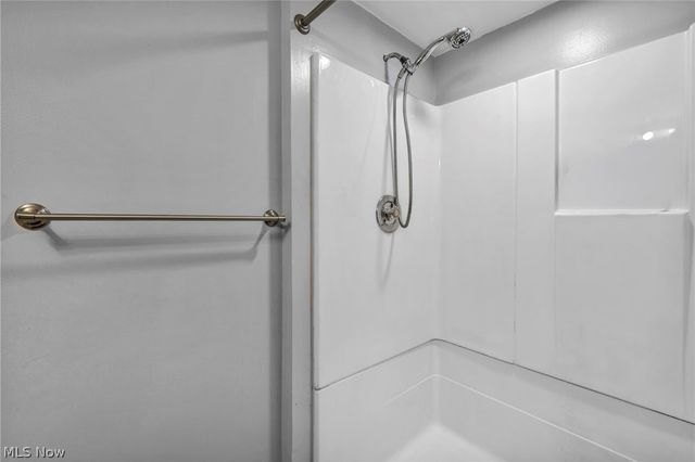 871 Marcie Drive, Cleveland, OH 44109