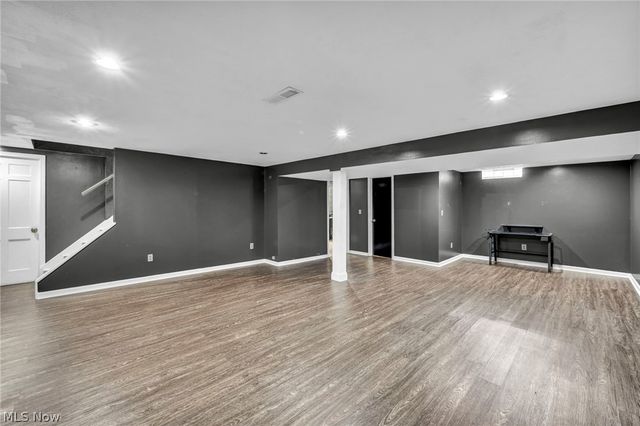 871 Marcie Drive, Cleveland, OH 44109