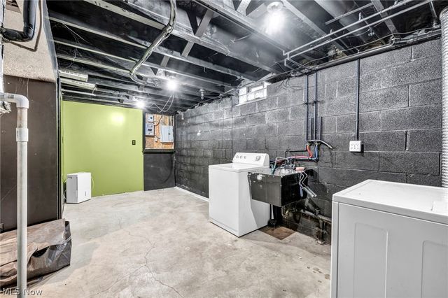 871 Marcie Drive, Cleveland, OH 44109