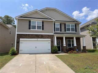 3714 Waterford Oak Trail, High Point, NC 27265