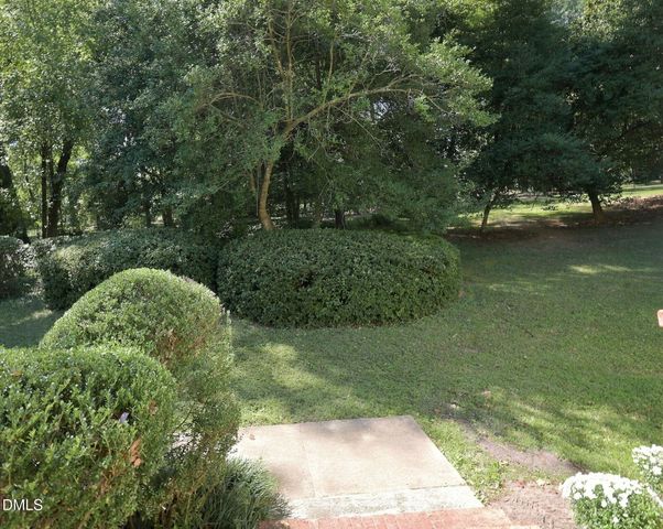 6102 Castlebrook Drive, Raleigh, NC 27604