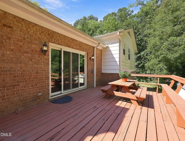 6102 Castlebrook Drive, Raleigh, NC 27604