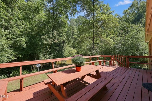 6102 Castlebrook Drive, Raleigh, NC 27604