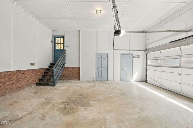 6102 Castlebrook Drive, Raleigh, NC 27604