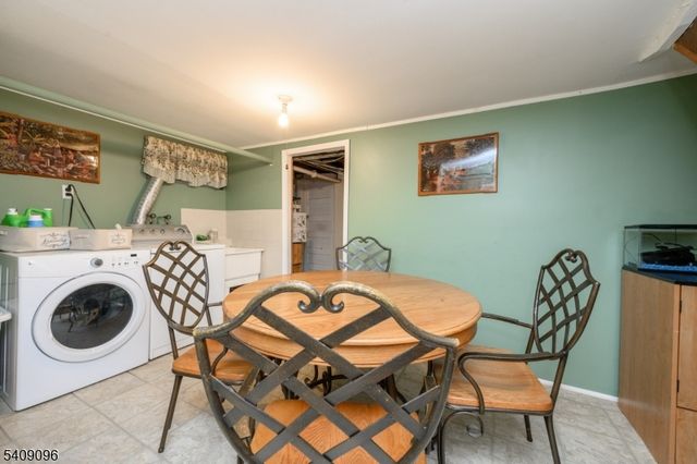 58 Osborne St, Bloomfield Twp., NJ 07003