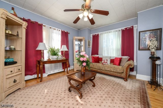 58 Osborne St, Bloomfield Twp., NJ 07003