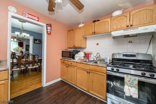 58 Osborne St, Bloomfield Twp., NJ 07003