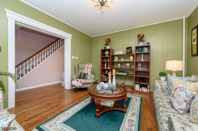 58 Osborne St, Bloomfield Twp., NJ 07003