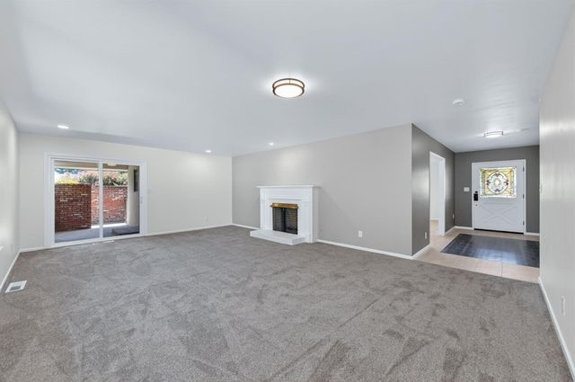 1326 W Escalon Avenue, Fresno, CA 93711