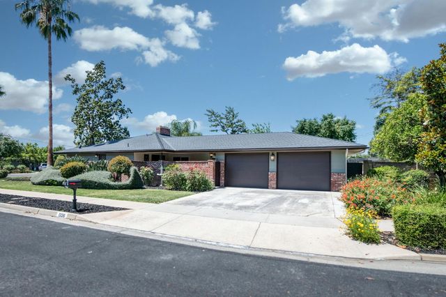 1326 W Escalon Avenue, Fresno, CA 93711