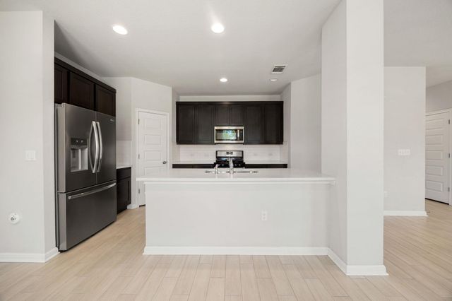 12512 Zenyatta DR, Buda, TX 78610