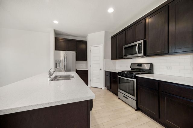 12512 Zenyatta DR, Buda, TX 78610