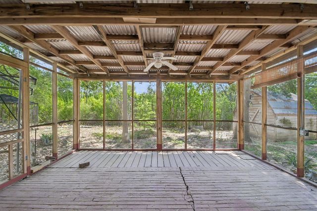 610 Mogonye LN, Elgin, TX 78621