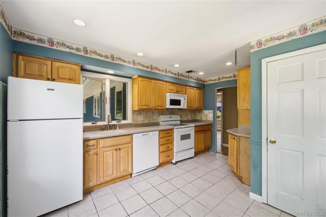 58 Juniper Road, Kings Park, NY 11754