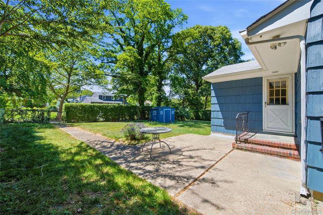 58 Juniper Road, Kings Park, NY 11754