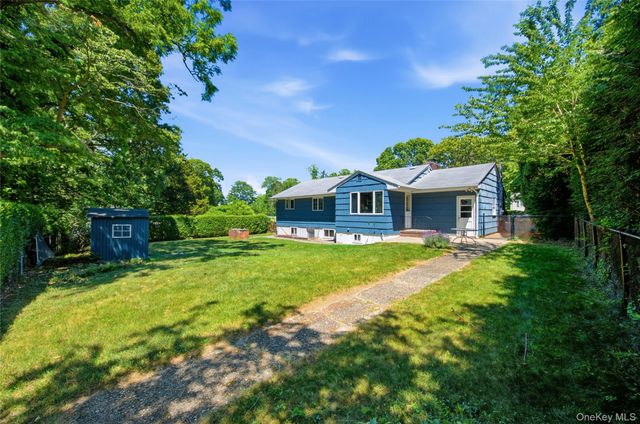 58 Juniper Road, Kings Park, NY 11754