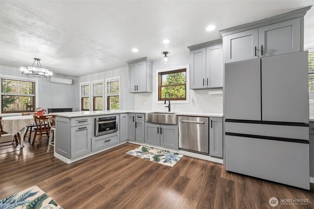 6706 83rd Lane SE, Olympia, WA 98513