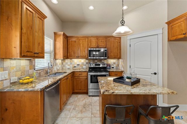 111 Swallow Court, Canyon Lake, TX 78133