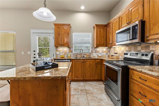 111 Swallow Court, Canyon Lake, TX 78133
